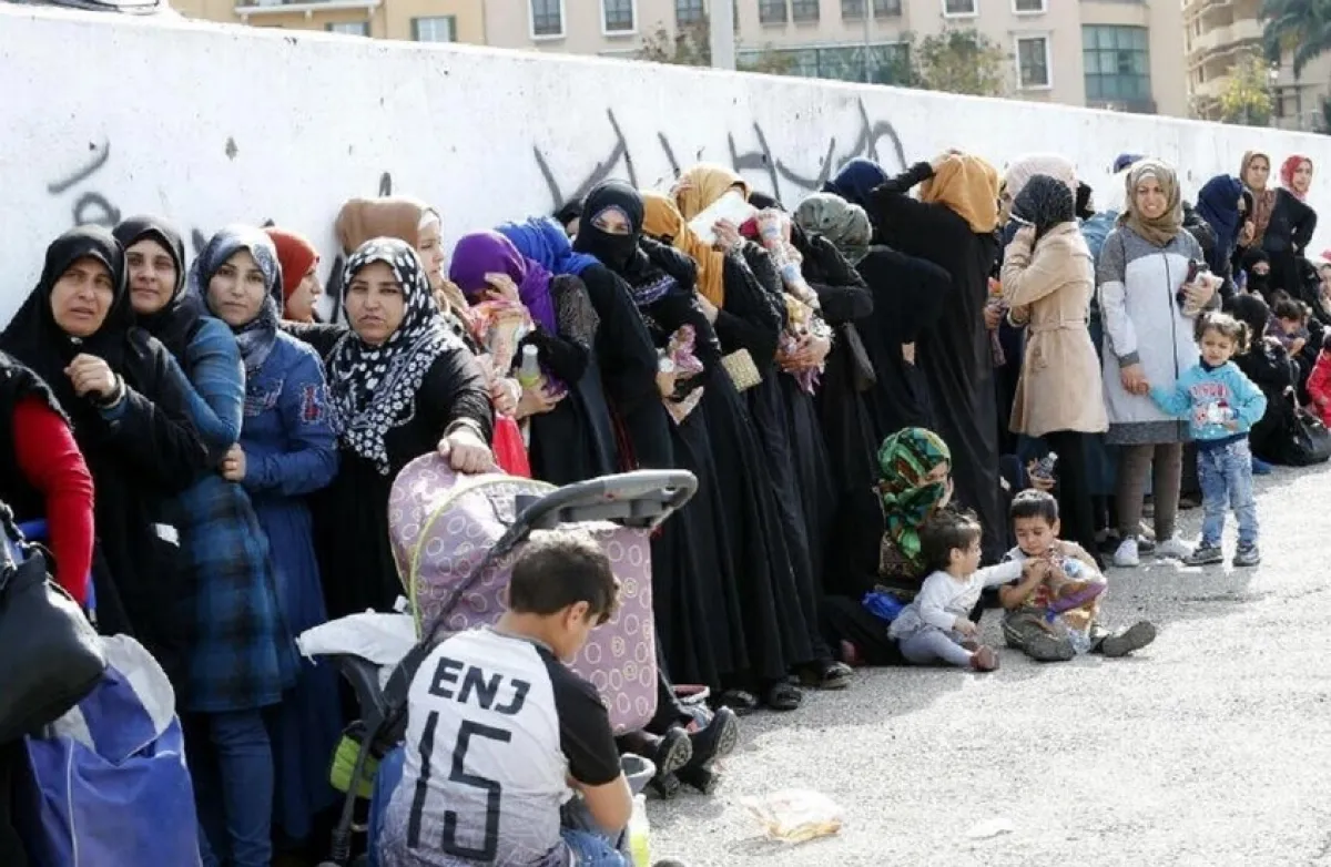 بعد سنوات المنفى.. لبنان يُودّع مئات الآلاف من العائدين إلى سوريا