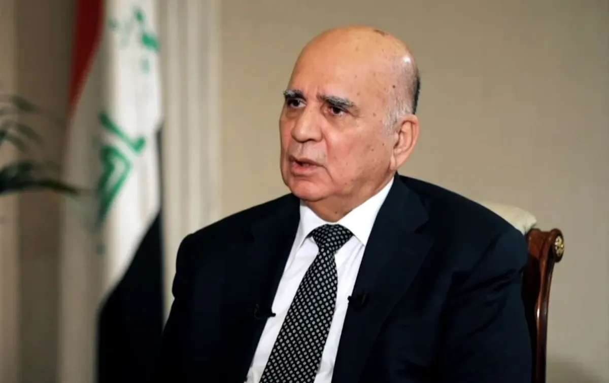 وزير خارجية العراق: جماعات بدأت تسليم أسلحتها والمفاوضات مستمرة مع أخرى
